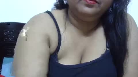 Snapshot of horneydesibabe chatting on December 30, 2024, 4:40 pm horneydesibabe online show from December 30, 2024, 4:40 pm