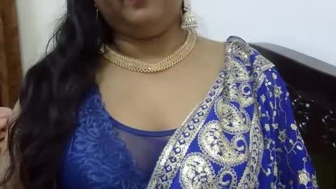 Snapshot of horneydesibabe chatting on January 16, 2025, 7:31 pm horneydesibabe online show from January 16, 2025, 7:31 pm