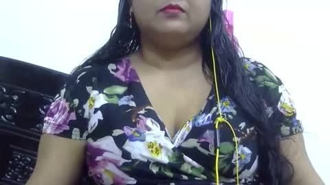 Snapshot of horneydesibabe chatting on September 18, 2025, 6:43 pm horneydesibabe online show from September 18, 2025, 6:43 pm