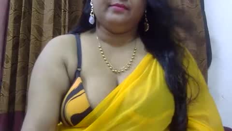 Snapshot of horneydesibabe chatting on September 22, 2025, 11:23 am horneydesibabe online show from September 22, 2025, 11:23 am