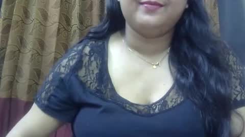 Snapshot of horneydesibabe chatting on September 28, 2025, 9:20 pm horneydesibabe online show from September 28, 2025, 9:20 pm