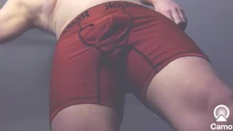 Snapshot of horny0g chatting on January 21, 2025, 4:10 am horny0g online show from January 21, 2025, 4:10 am