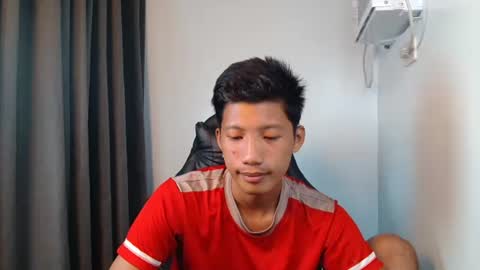 Snapshot of horny_asianmoreno chatting on October 1, 2025, 4:02 pm ROGER online show from October 1, 2025, 4:02 pm