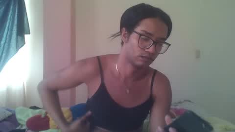 Snapshot of horny_brii chatting on June 14, 2026, 6:32 pm horny_brii online show from June 14, 2026, 6:32 pm