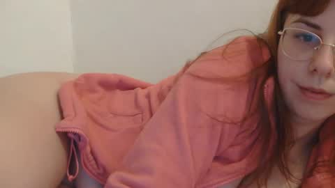 Serena online show from October 23, 2025, 3:44 pm