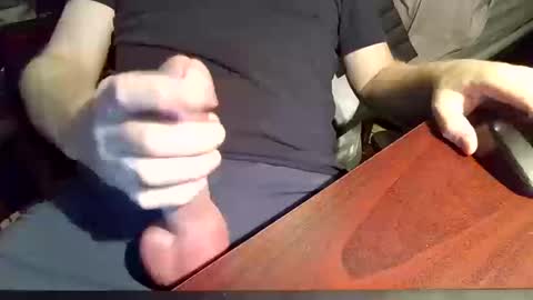 Snapshot of horny_hubby0077 chatting on October 13, 2025, 2:50 pm Horny Hubby online show from October 13, 2025, 2:50 pm