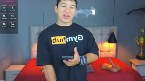 horny_nick18 online show from October 7, 2025, 12:57 pm