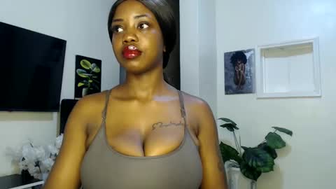 Snapshot of horny_princcess chatting on February 26, 2025, 7:49 pm horny_princcess online show from February 26, 2025, 7:49 pm