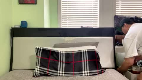 Snapshot of horny_tw chatting on November 3, 2025, 9:16 pm horny_tw online show from November 3, 2025, 9:16 pm