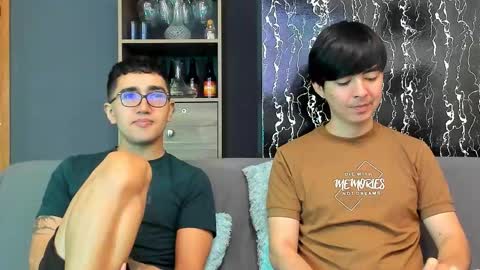 Snapshot of horny_twinks_guys chatting on February 1, 2026, 3:43 pm Alex and Camilo online show from February 1, 2026, 3:43 pm