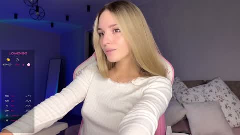 Snapshot of hornybunnyss chatting on February 5, 2025, 2:37 pm Sonya online show from February 5, 2025, 2:37 pm