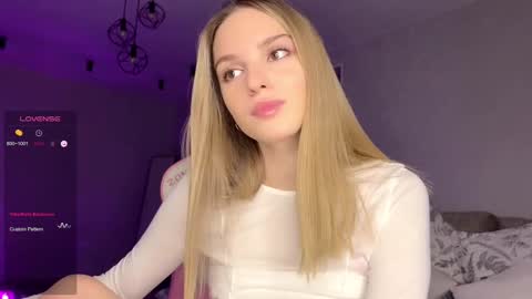 Snapshot of hornybunnyss chatting on February 22, 2025, 2:52 pm Sonya online show from February 22, 2025, 2:52 pm