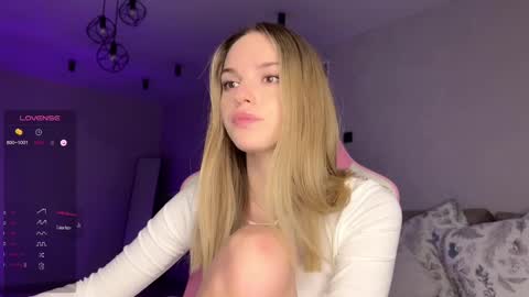 Snapshot of hornybunnyss chatting on February 23, 2025, 5:18 pm Sonya online show from February 23, 2025, 5:18 pm