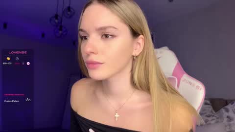 Snapshot of hornybunnyss chatting on March 1, 2025, 6:11 pm Sonya online show from March 1, 2025, 6:11 pm