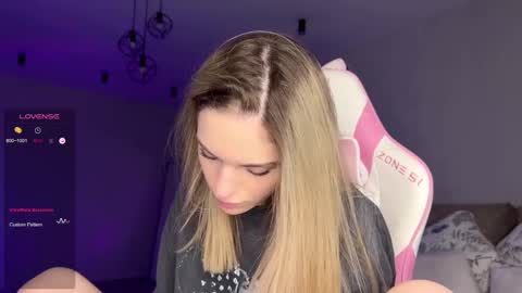 Snapshot of hornybunnyss chatting on March 3, 2025, 4:56 pm Sonya online show from March 3, 2025, 4:56 pm