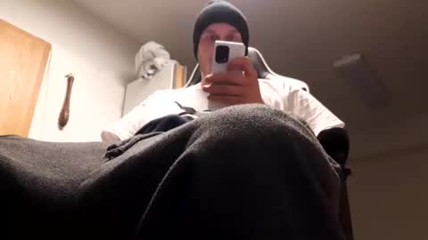 Snapshot of hornycock_1993 chatting on December 10, 2024, 10:26 pm hornycock_1993 online show from December 10, 2024, 10:26 pm