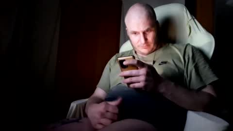 Snapshot of hornycock_1993 chatting on February 28, 2025, 12:54 am hornycock_1993 online show from February 28, 2025, 12:54 am