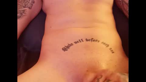 Snapshot of hornydeutsch chatting on December 17, 2024, 12:00 pm hornydeutsch online show from December 17, 2024, 12:00 pm