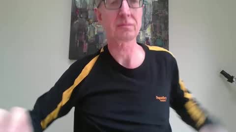 Snapshot of hornygeekm chatting on March 9, 2026, 12:53 pm Horny Geek online show from March 9, 2026, 12:53 pm