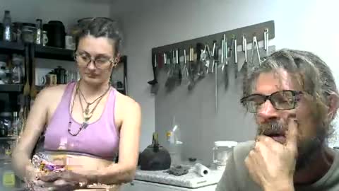 Nix  D online show from July 8, 2026, 12:42 pm