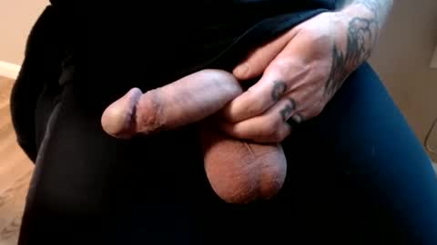 Snapshot of hornyhumpers chatting on October 29, 2025, 12:29 pm Hornyhumper online show from October 29, 2025, 12:29 pm