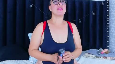 Natasha  online show from January 10, 2026, 7:04 pm