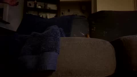 hornyonelooking1 online show from December 4, 2024, 11:19 am