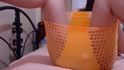 Snapshot of hornypinay69 chatting on February 21, 2026, 2:34 am Tyla online show from February 21, 2026, 2:34 am