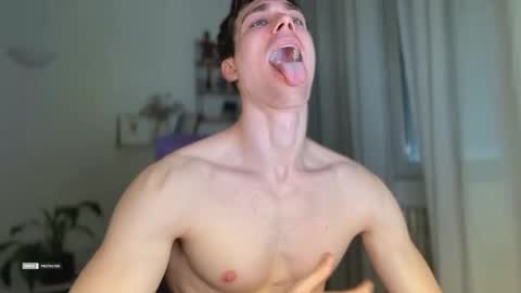 hornytwunk01 online show from January 10, 2026, 11:23 am