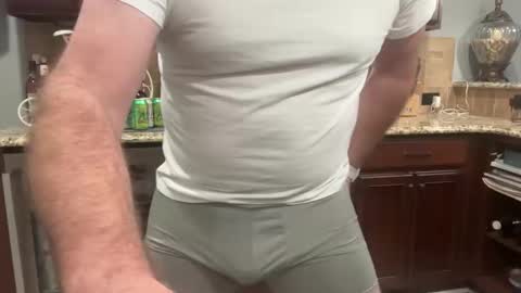 Snapshot of hornyusa13 chatting on December 17, 2025, 1:28 pm hornyusa13 online show from December 17, 2025, 1:28 pm