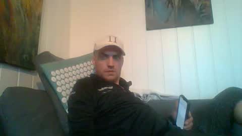 hornyvikingoe online show from February 2, 2025, 2:24 pm