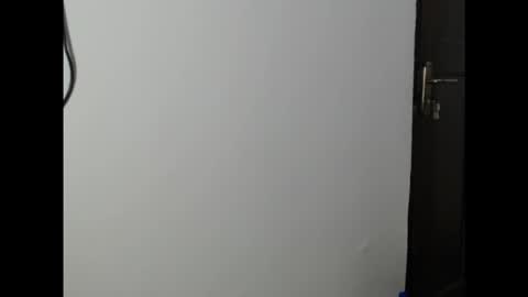 Snapshot of hornyxbum chatting on February 3, 2026, 8:30 am hornyxbum online show from February 3, 2026, 8:30 am