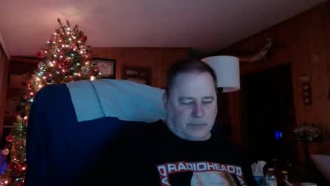 Snapshot of horsebigballs chatting on January 17, 2025, 5:21 am horsebigballs online show from January 17, 2025, 5:21 am