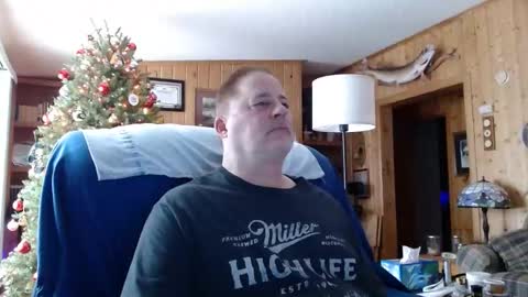 Snapshot of horsebigballs chatting on January 19, 2025, 9:34 pm horsebigballs online show from January 19, 2025, 9:34 pm