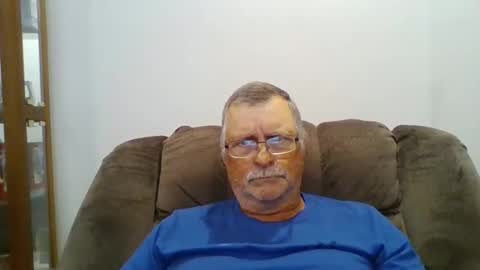 Snapshot of hot4tightholes chatting on October 15, 2025, 1:11 pm hot4tightholes online show from October 15, 2025, 1:11 pm