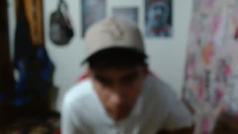 Snapshot of hot__mechanic chatting on June 5, 2026, 12:33 pm hot__mechanic online show from June 5, 2026, 12:33 pm