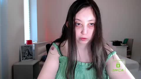 Snapshot of hot_and_pretty chatting on May 1, 2026, 5:06 pm Lila online show from May 1, 2026, 5:06 pm
