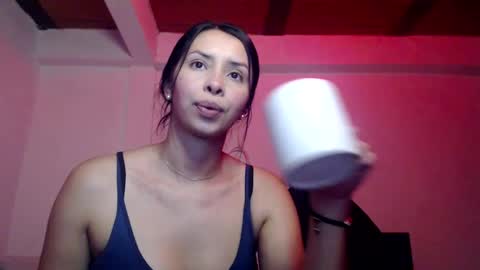 Snapshot of hot_angels___ chatting on February 19, 2025, 4:55 am angels online show from February 19, 2025, 4:55 am