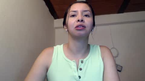 Snapshot of hot_angels___ chatting on September 22, 2025, 2:08 pm angels online show from September 22, 2025, 2:08 pm