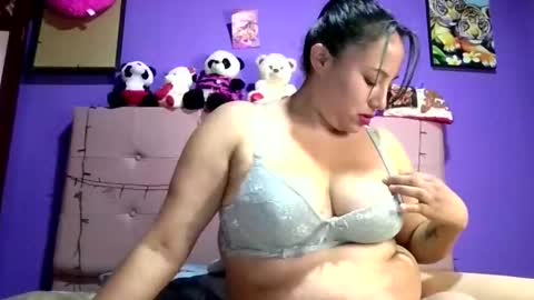 hot angie12 online show from October 6, 2025, 3:15 am