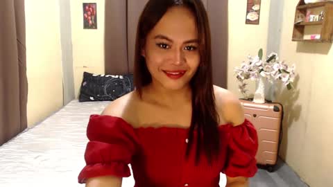 Snapshot of hot_babe0802 chatting on December 22, 2024, 8:47 pm HANNA online show from December 22, 2024, 8:47 pm