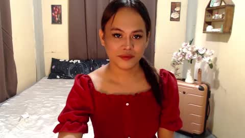 Snapshot of hot_babe0802 chatting on January 20, 2025, 3:37 am HANNA online show from January 20, 2025, 3:37 am