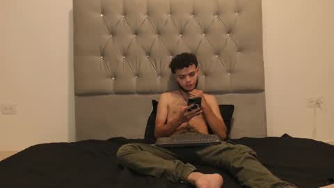 hot bad boy69 online show from January 8, 2026, 8:44 pm