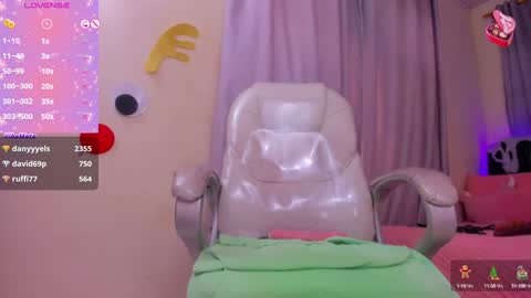 VALENTINA online show from December 28, 2024, 1:49 pm