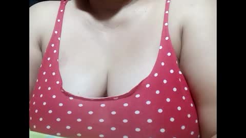 Snapshot of hot_boobs21 chatting on March 10, 2025, 12:15 pm hot_boobs21 online show from March 10, 2025, 12:15 pm