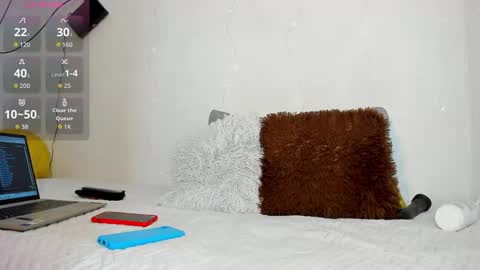 Snapshot of hot_boy_04 chatting on November 4, 2025, 12:48 pm hot boy 04 online show from November 4, 2025, 12:48 pm