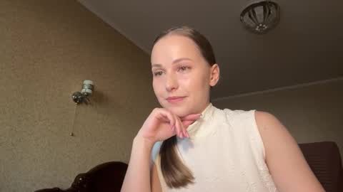 hot_chance_ online show from March 25, 2026, 1:06 pm