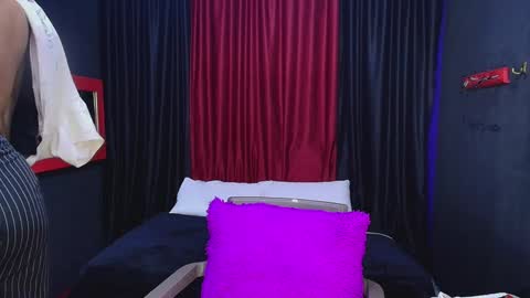 hot chocolate 4u online show from December 4, 2024, 12:03 pm