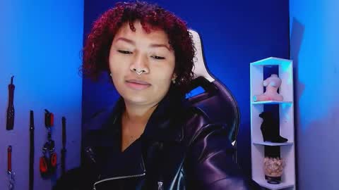 hot chocolate 4u online show from November 8, 2025, 12:05 pm