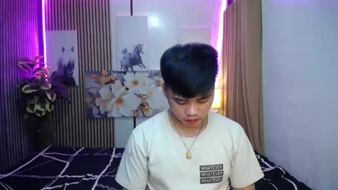 hot_emmanuel online show from December 18, 2025, 9:04 am